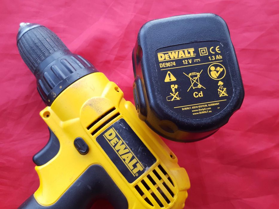 Шуруповерт DeWalt DC727 Germany на запчасти
