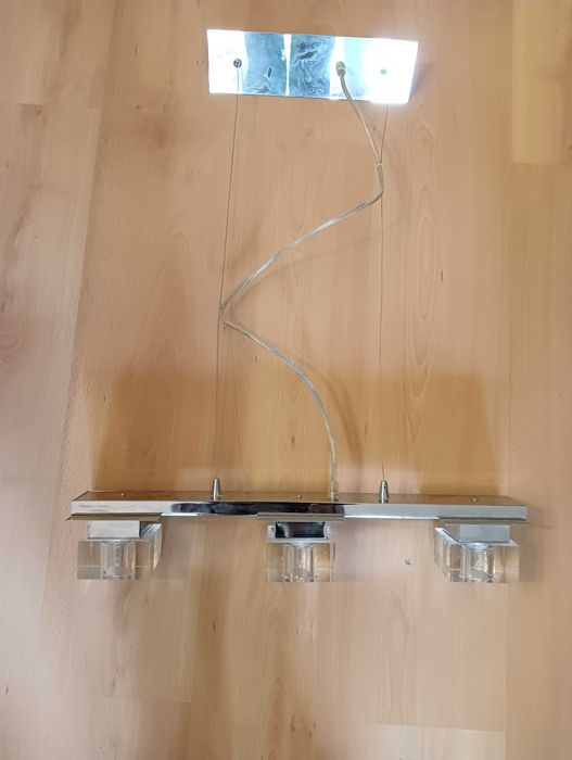 Lampa wisząca do salonu