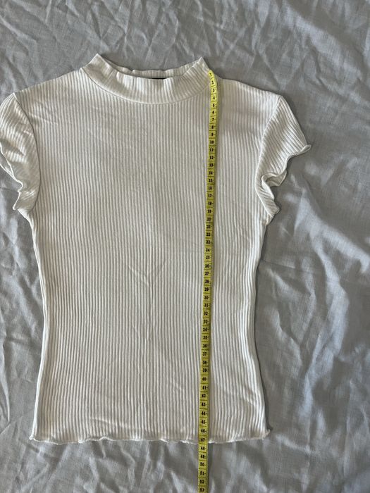 Top branco justo | Bershka | Tamanho XS