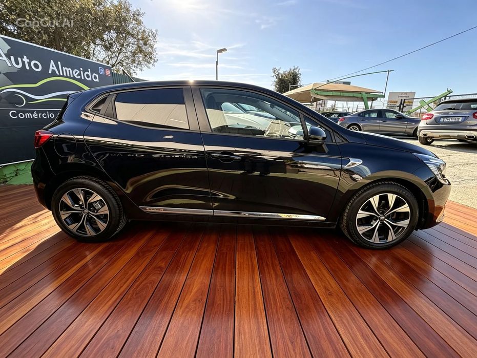 Renault Clio 1.0 TCe Limited CVT