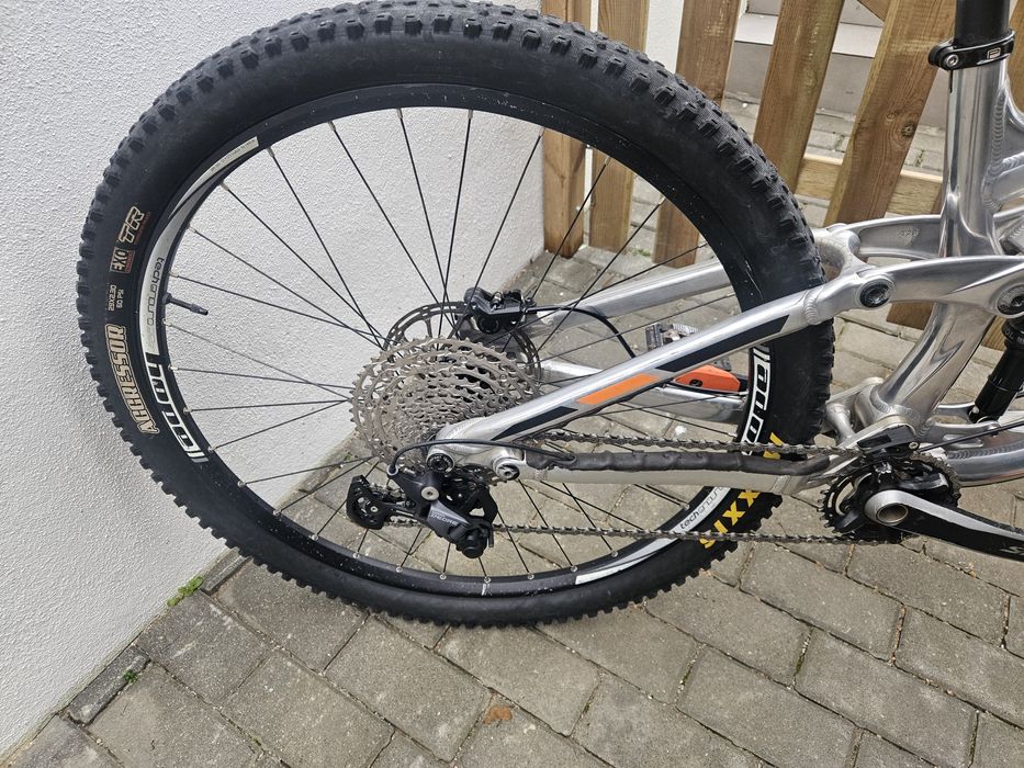 Bicicleta Enduro Transition Sentinel 29 Custom Raw