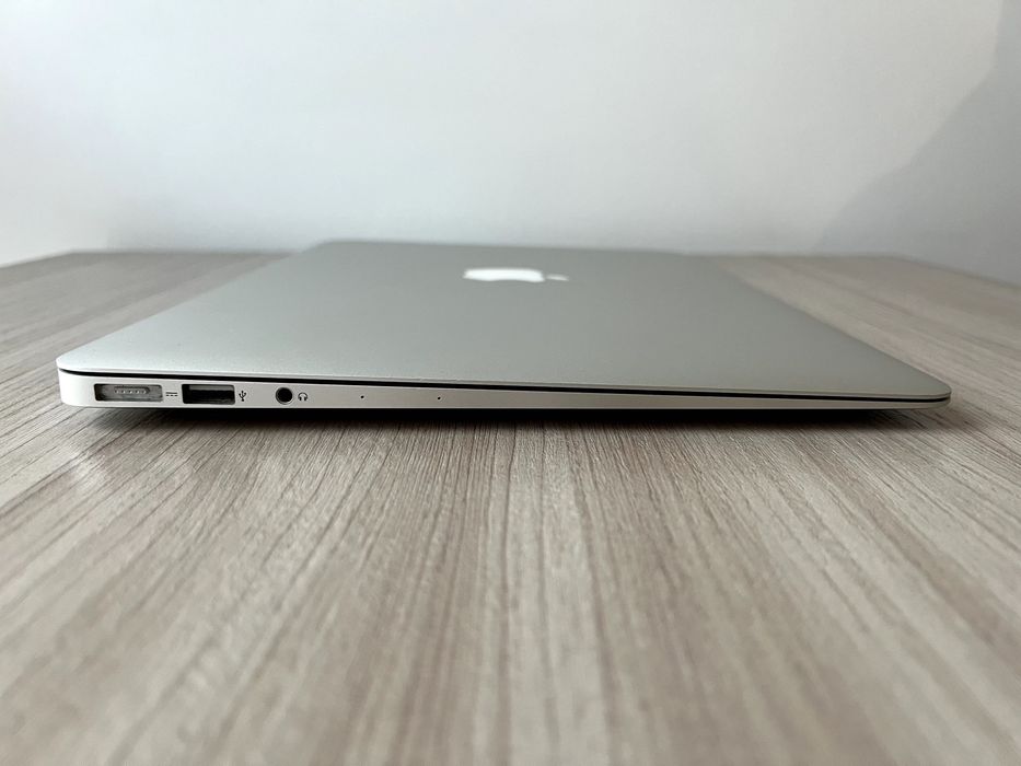 MacBook Air 13" 2015 (A1466) – bardzo dobry stan, bateria 96%