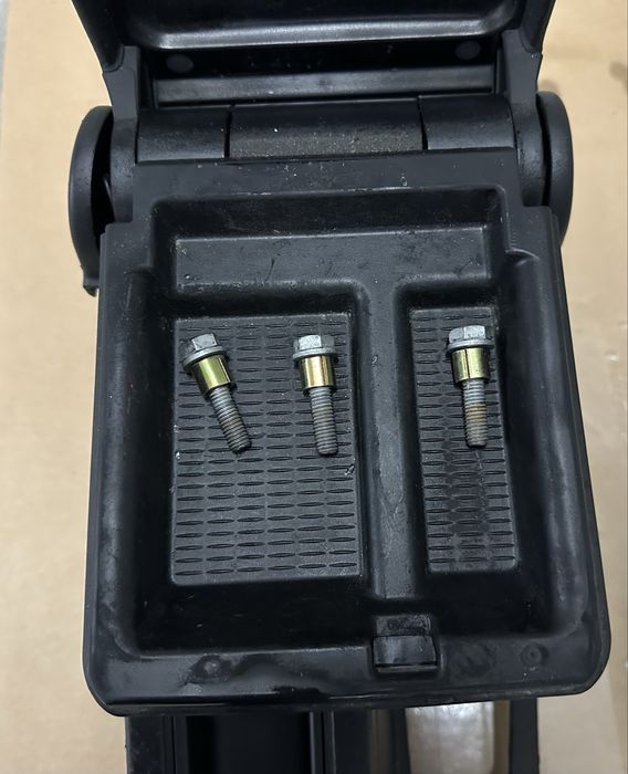 Apoio de braço + consola central Bmw E46 Série 3 Sedan, E46 Touring, E46 Compact de 1998 a 2005
