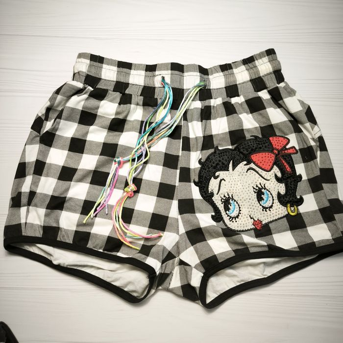 Піжама з принтом у стилі Betty Boop зі стразами