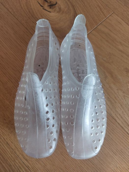 Buty kąpielowe Arena rozmiar 30