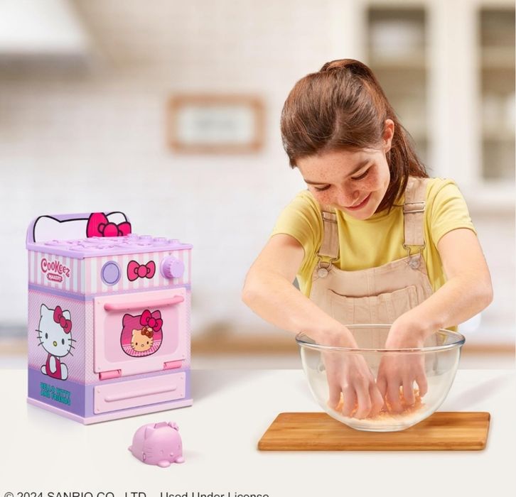 Cookeez Makery Hello Kitty