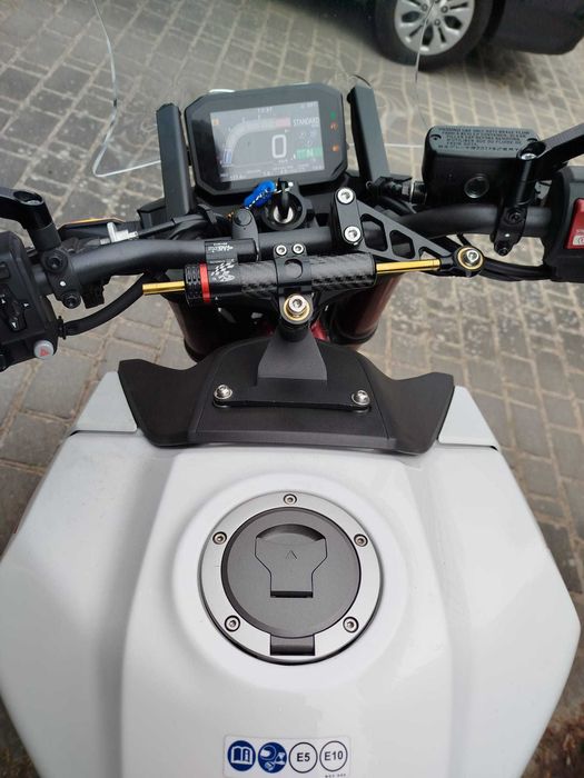 Honda 750 Hornet - salon Polska