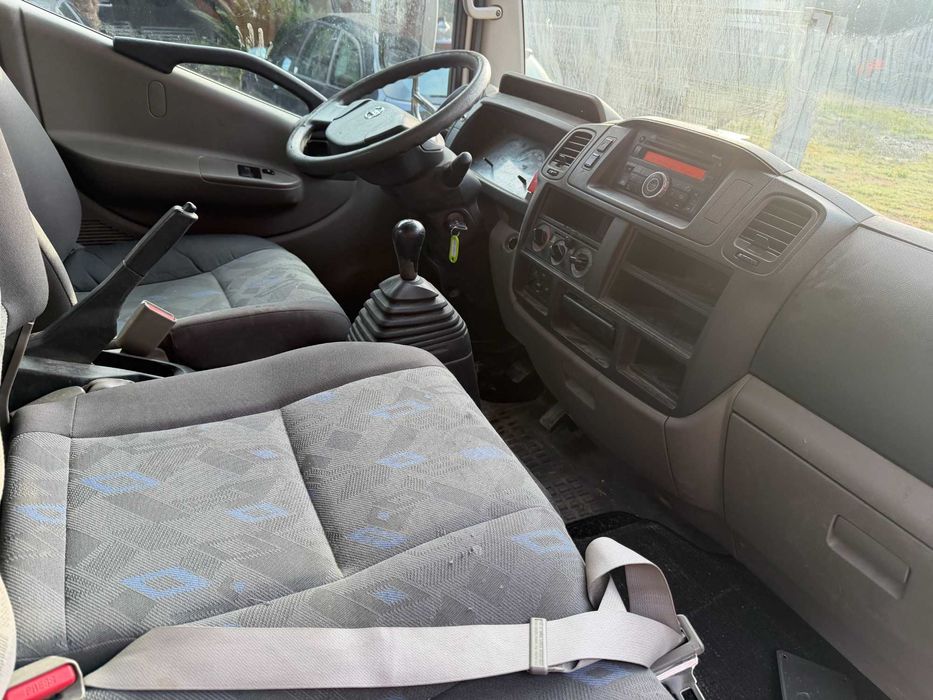 Carrinha nissan cabstar