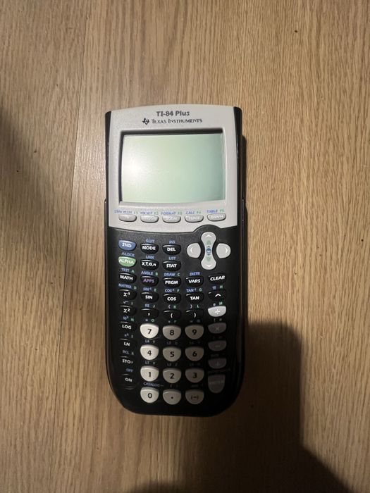 Calculadora Gráfica TEXAS INSTRUMENTS TI-84 Plus