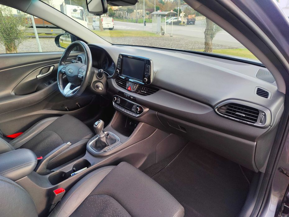 Hyundai i30 1.0 T-GDi Style + Navi