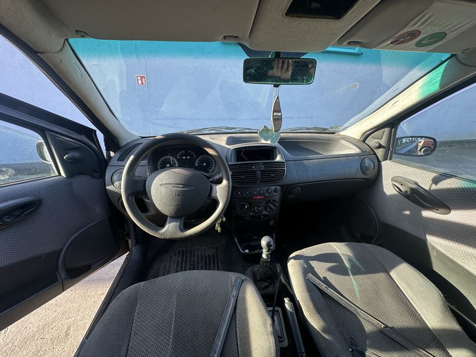 Fiat panda 1.2 v8 60KM 2003 w całości na częsci