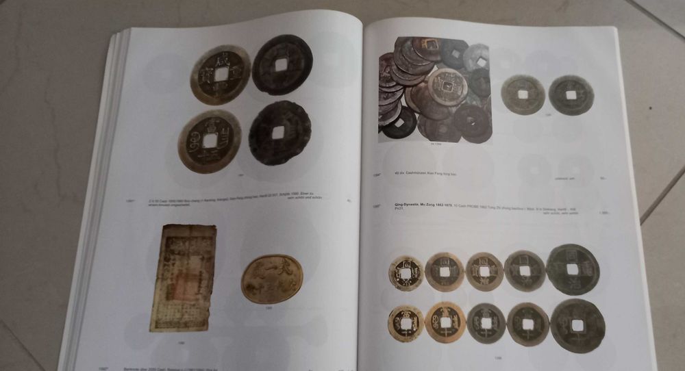 Katalog aukcyjny Złote Monety + Chiny .