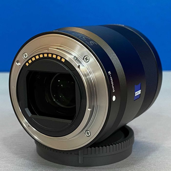 Sony Carl Zeiss Sonnar FE 55mm f/1.8 ZA T* (NOVA - 3 ANOS DE GARANTIA)