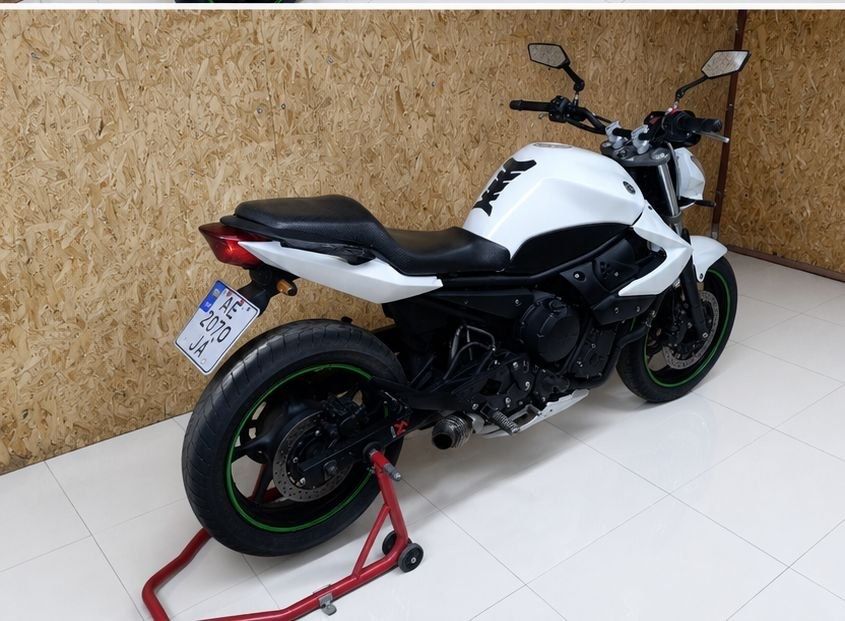 Продам Yamaha xj6n