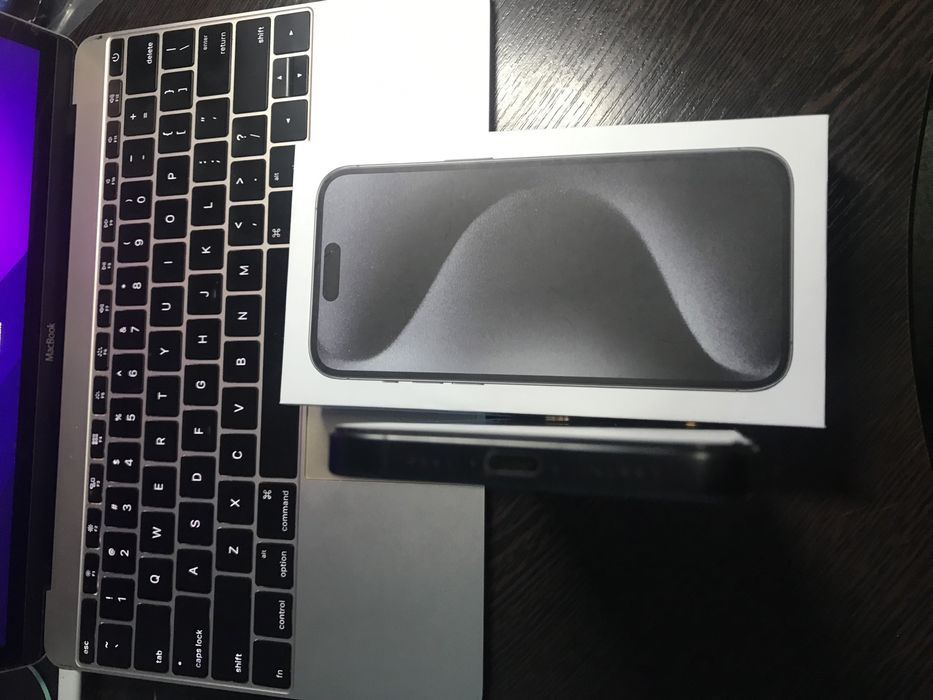 Apple iphone 15 Pro Max 256Gb Black Titanium Физ сим