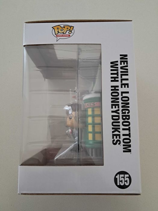 Funko POP Deluxe Harry Potter Hogsmeade - Honeydukes w/Neville [155]