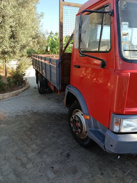 Vende-se camiao iveco