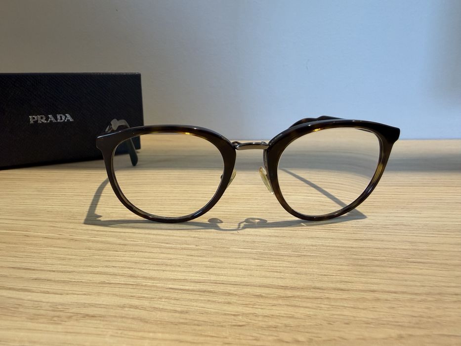 Oprawki korekcyjne Prada
