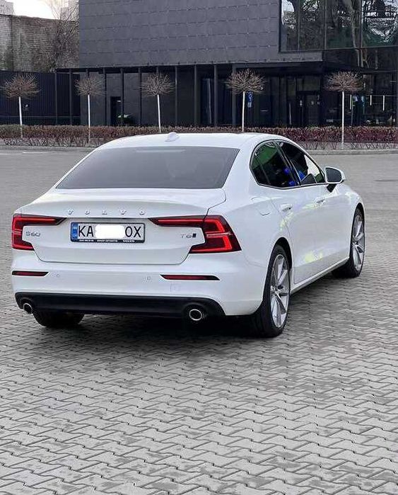 Volvo S60 Momentum 2020