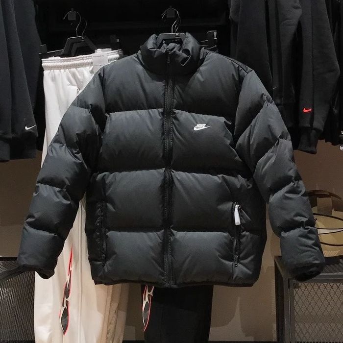 Пуховик Nike NSW чорний S M