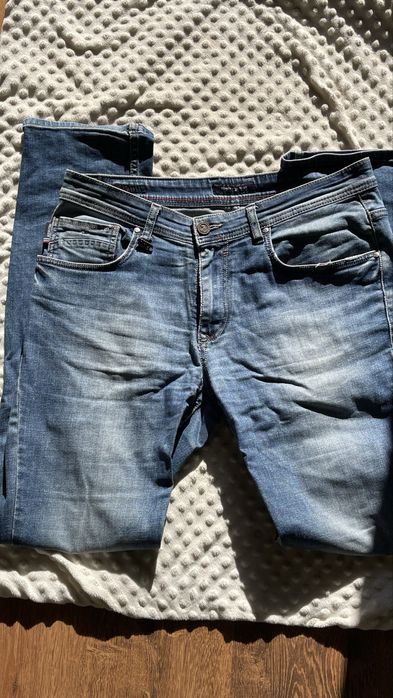 Jeansy męskie Tommy Hilfiger 36/34