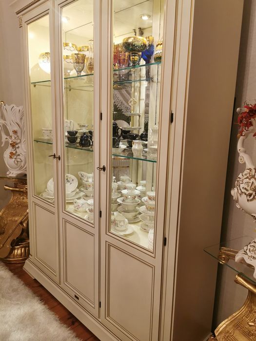 Okazja luksusowa włoska witryna firmy Camel Group