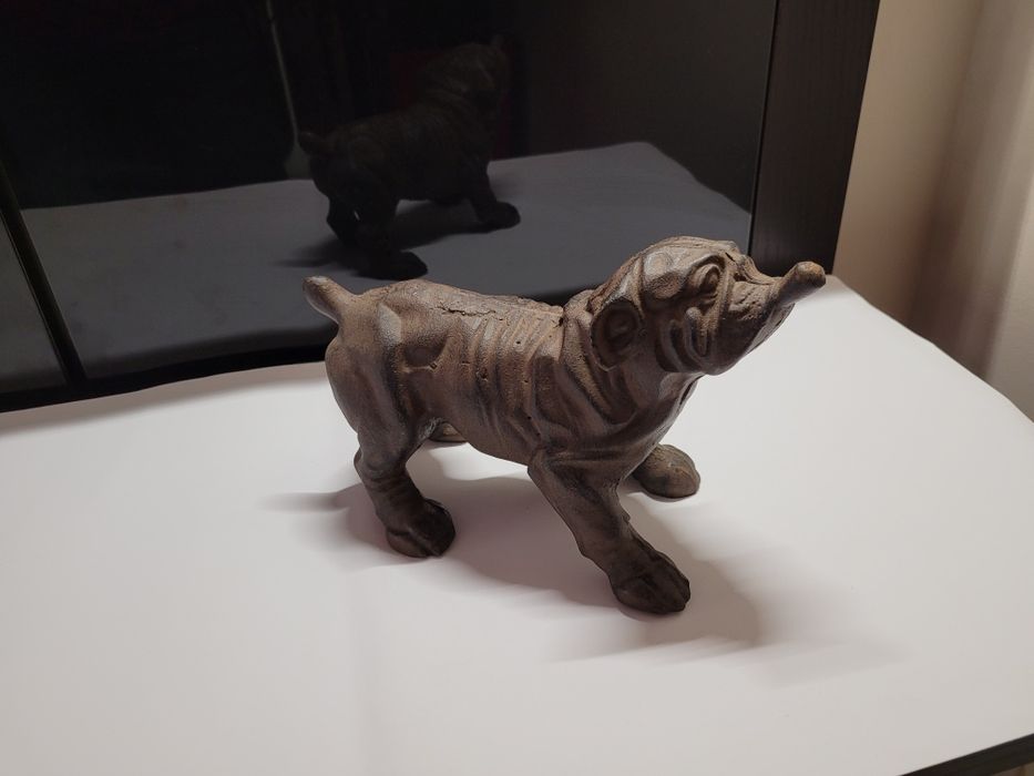 Bulldog em ferro fundido