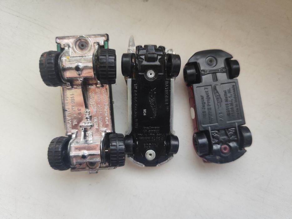 три машинки хотвилс оригинал