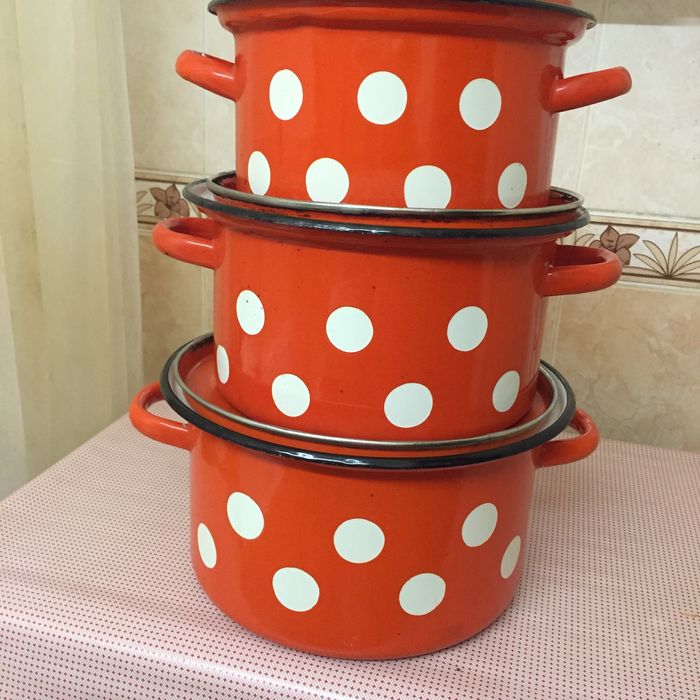 Эмалированные кастрюли - Керченский завод СССР