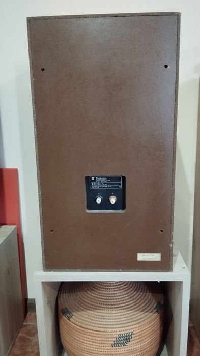 Vendo colunas Technics modelo SB303