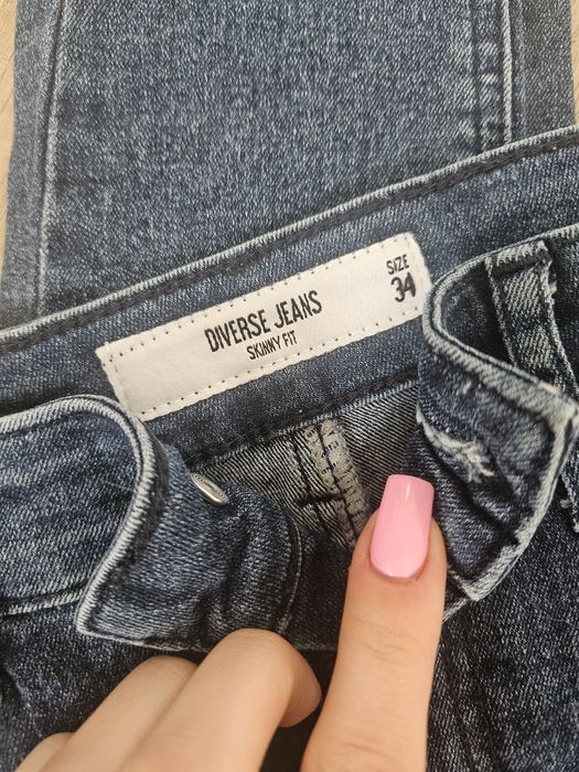 Jeansy    skinny