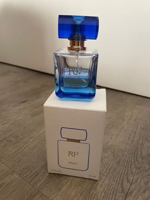 Perfumy Roger Publishing Miami