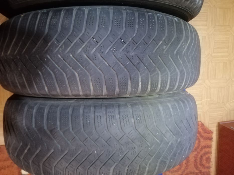 Резина 215.70.16