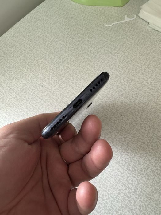 Продам xiaoma mi a3 4/64