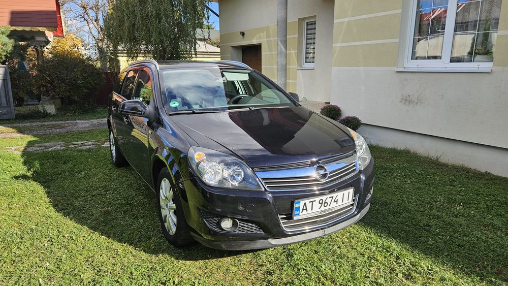 Opel Astra H 1.8 бензин
