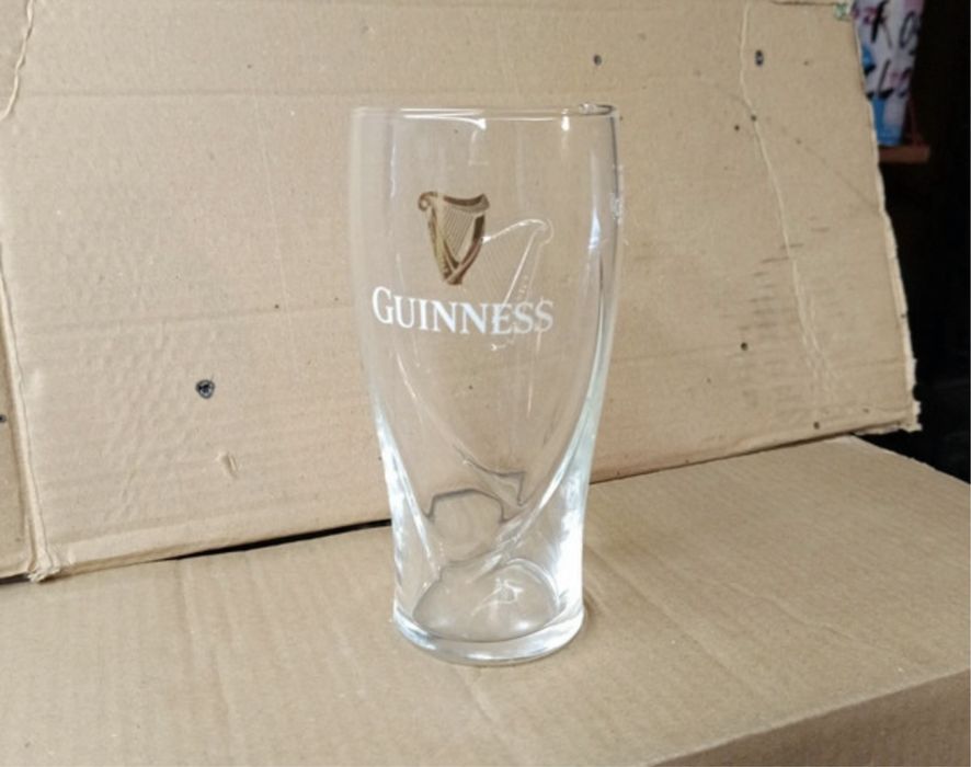 Copo de cerveja Guinness