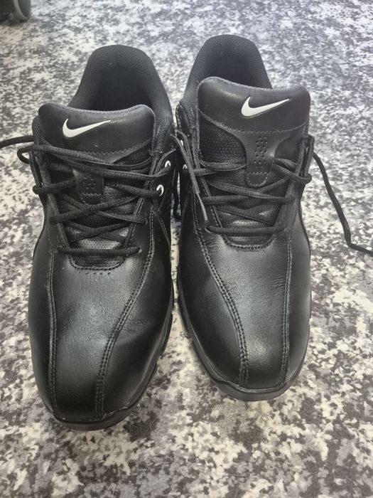 Кросівки Nike для гольфу,
