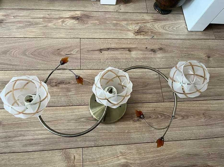Lampa wisząca sufitowa do salonu sypialni z trzema kloszami