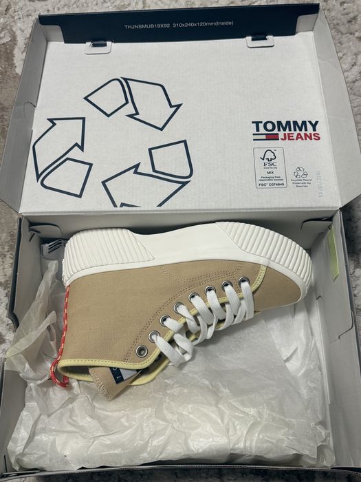 кросівки tommy jeans