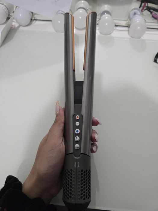 Alisador/Secador Dyson Airstrait