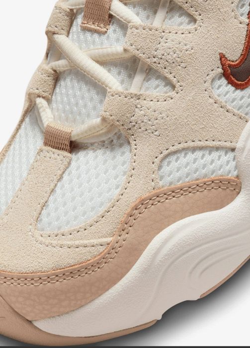 Кроссовки Nike TECH HERA