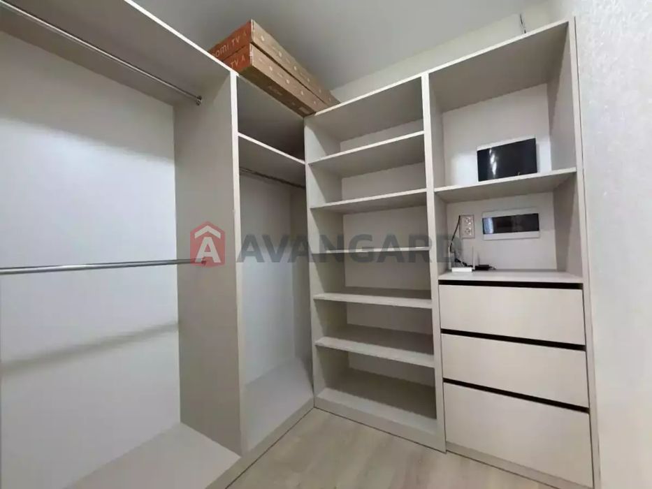 Продам 1 кімн. квартиру, 46 м2, цегла, Брама 68 000 $