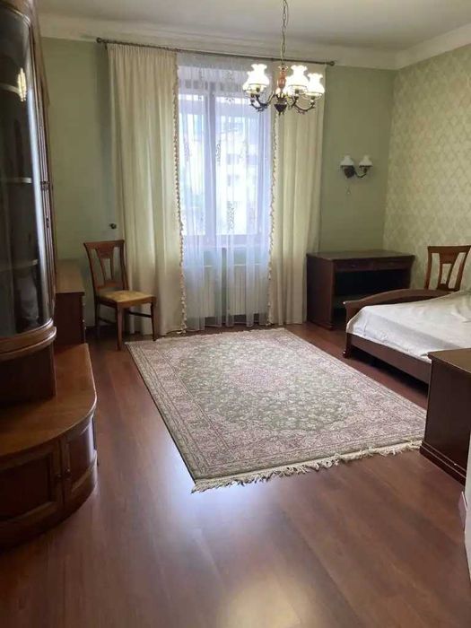 Оренда 4к квартири Парк Чкалова Старокозацька вул. 40 Центр