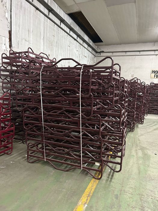 Suportes/Dormentes de metal para barricas de 225L