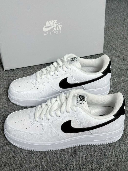 Buty Nike air force 1 biało czarne nowe meskie obuwie nike R. 39