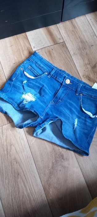 Krótkie spodenki jeansowe S