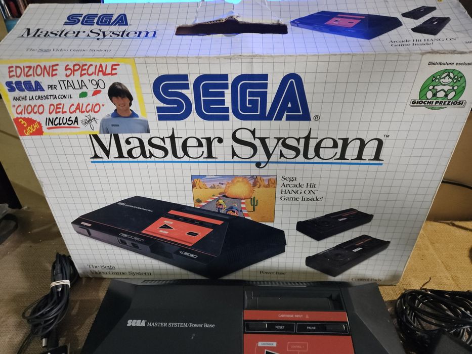 Consola master system I  com caixa