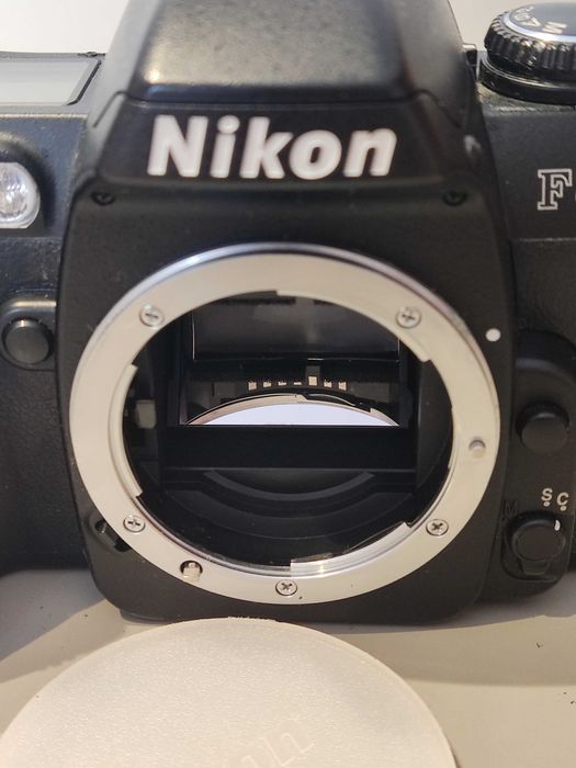 Nikon F80 - Câmara Analógica