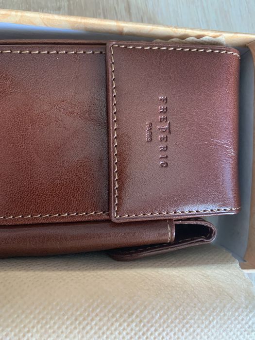 cigarreira em pele genuina nova na caixa