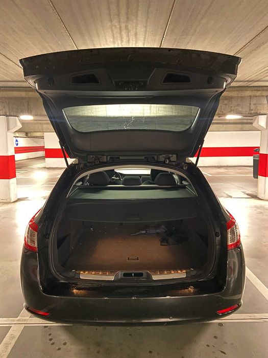 Peugeot 508 SW 2012